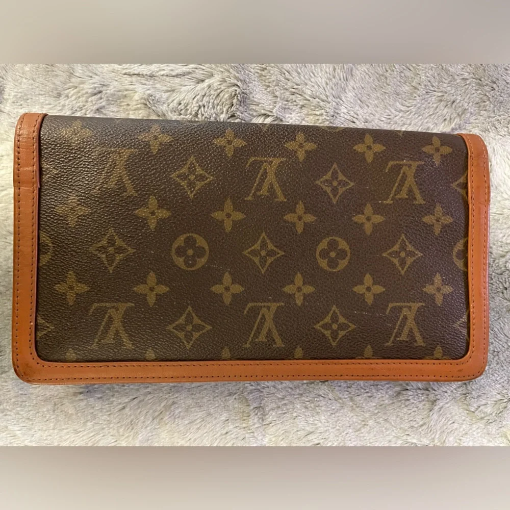 Louis Vuitton Monogram Pochette Dame 29 Vintage Clutch Handbag